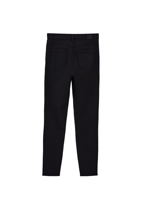 Tencel Pantolon ve Çıtçıtlı Tişört Kombini