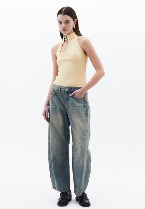 Yaka Detaylı Bluz ve Uzun Etek Kombini