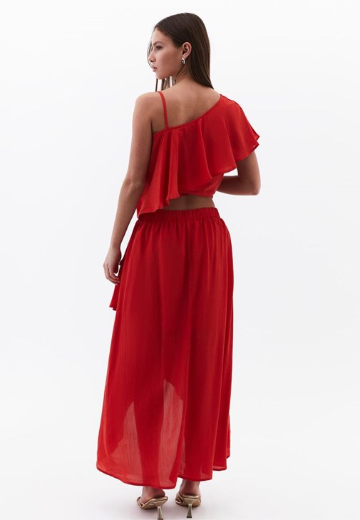 Asimetrik Kesim Uzun Etek ve Bluz Kombini