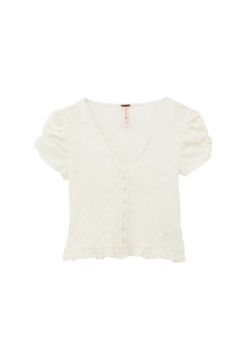 Düğme Detaylı Bluz ve Denim Şort Kombini