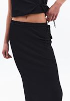 Bayan Siyah Yüksek Bel Yırtmaçlı Uzun Etek