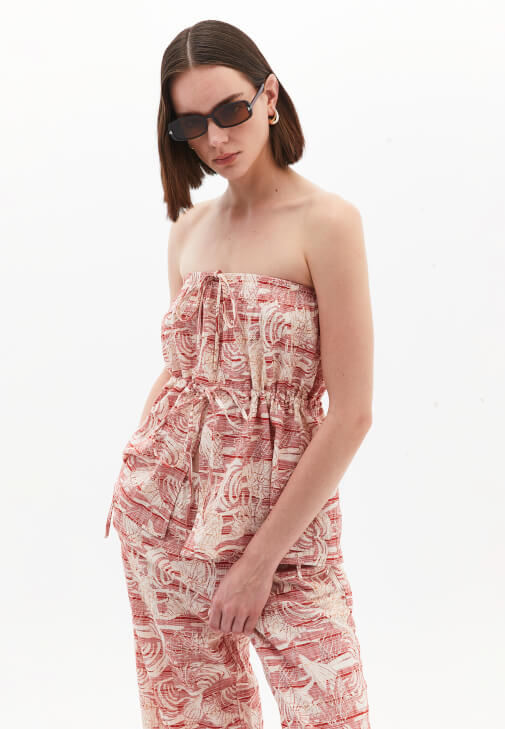 Straplez Bluz ve Pantolon Kombini