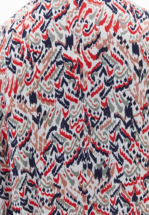 Desenli Kimono ve Mini Şort Kombini