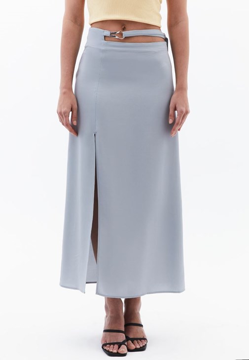 Uzun Etek ve Yaka Detaylı Bluz Kombini