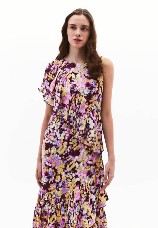 Fırfır Detaylı Elbise ve Çizme Kombini