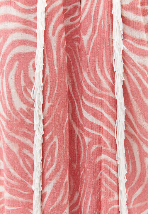 Püsküllü Elbise ve Terlik Kombini