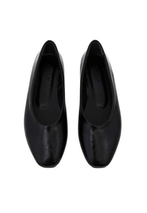 Orta Bel Pantolon ve Yünlü Ceket Kombini