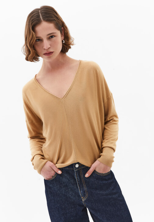 V Yaka Triko Kazak ve Bol Paça Pantolon Kombini