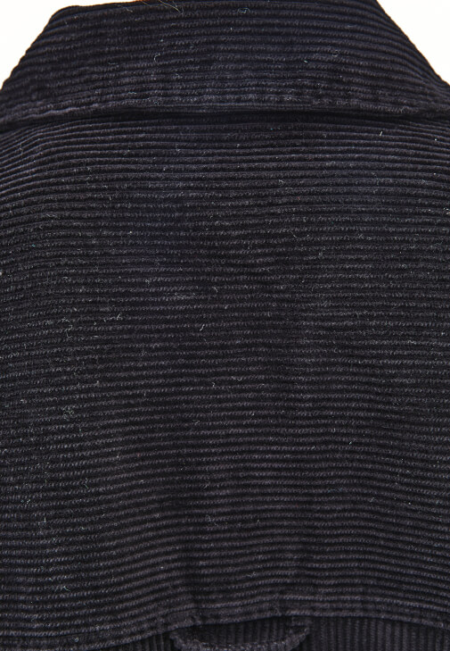 Kadife Gömlek ve Denim Pantolon Kombini
