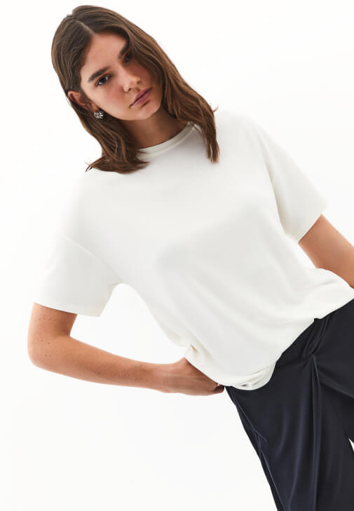  Modal Sıfır Yaka Tişört