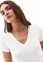 Bayan Krem Modal V Yaka Tişört