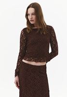 Bot Yaka Tişört ve Etek Kombini