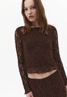 Bot Yaka Tişört ve Etek Kombini