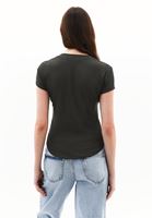 Bayan Haki Modal Düğme Detaylı Tişört