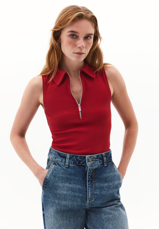 Kırmızı Polo Yaka Fermuarlı Atlet