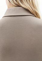 Tişört ve Straight-Fit Denim Kombini
