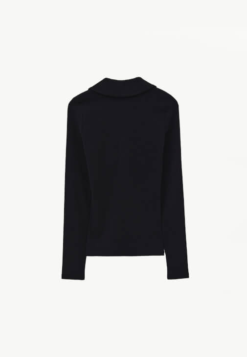 Polo Yaka Tişört ve Bol Paça Pantolon Kombini