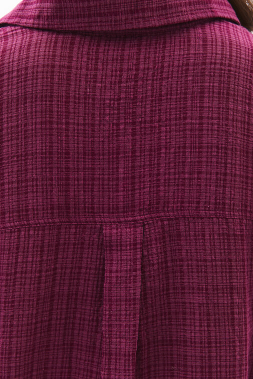 Cepli Gömlek ve Wide-Leg Pantolon Kombini