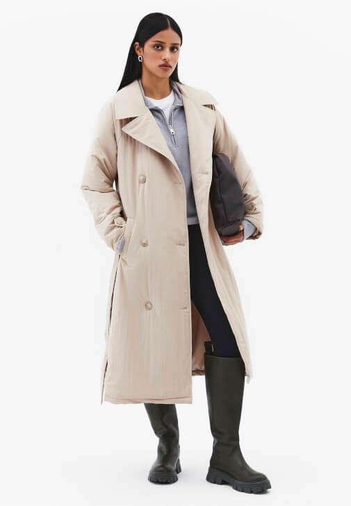 Bej Kemer Detaylı Düğmeli Trençkot