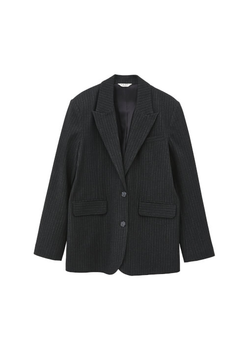 Blazer Ceket ve Çizgili Pantolon Kombini