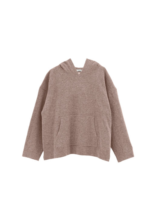 Yünlü Kazak ve Pantolon Kombini