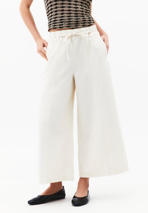 Culotte Pantolon ve Ajurlu Kazak Kombini