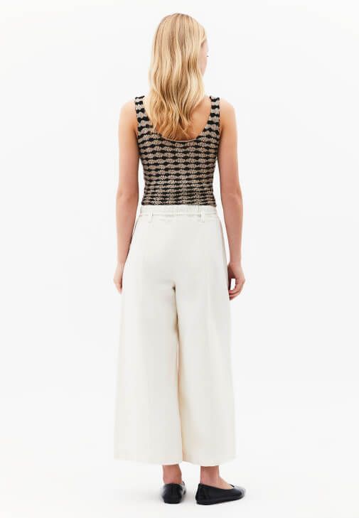 Culotte Pantolon ve Ajurlu Kazak Kombini