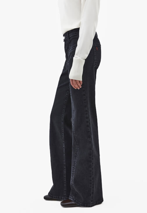 Flare Denim ve Ceket Kombini