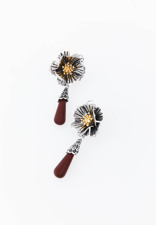 Kahverengi Sallantılı Küpe