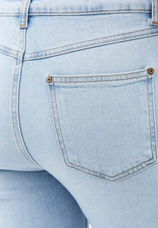 Kick Flare Pantolon ve Trençkot Kombini