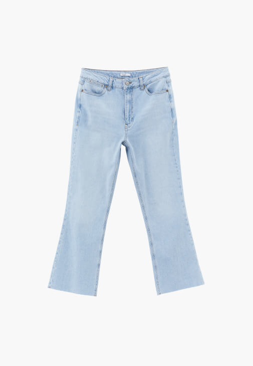 Kick Flare Pantolon ve Trençkot Kombini