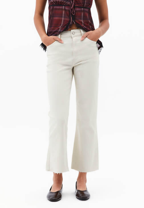 Kick Flare Denim ve Dantelli Bluz Kombini