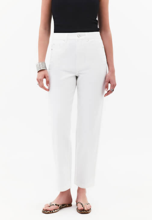 Mom-Fit Denim ve Modal Atlet Kombini
