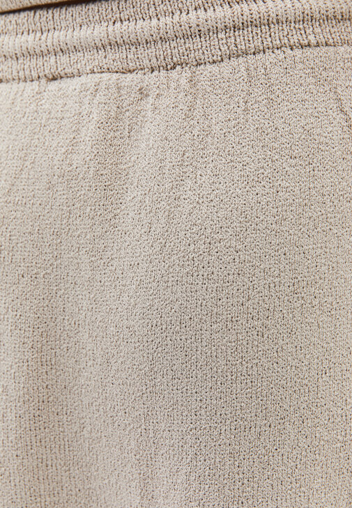 Triko Etek ve Kazak Kombini