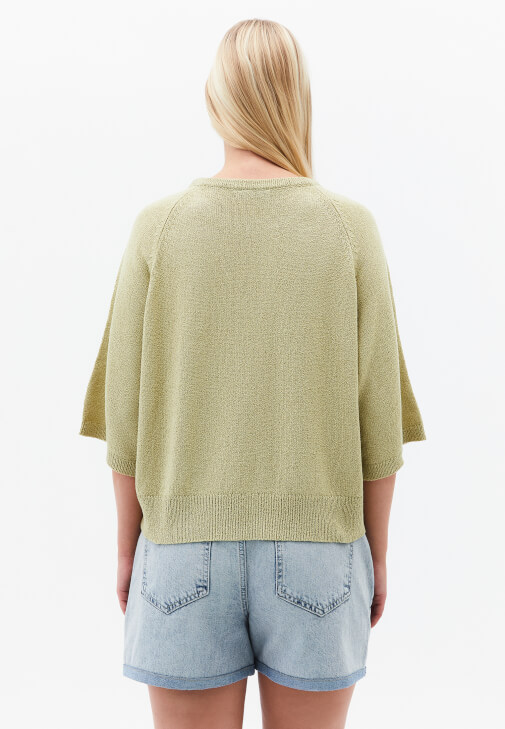 Bisiklet Yaka Kazak ve Şort Kombini