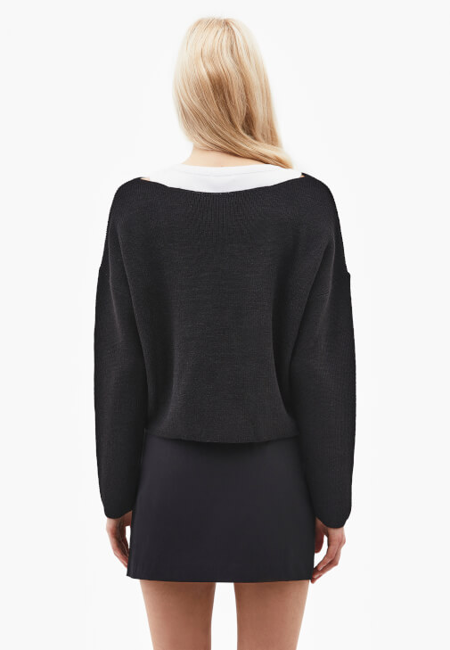 Triko Kazak ve Şort Etek Kombini