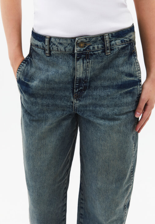 Barrel-Fit Pantolon ve Blazer Ceket Kombini