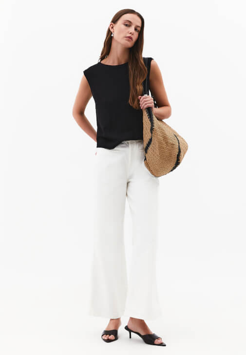 Triko Atlet ve Wide-Leg Pantolon Kombini