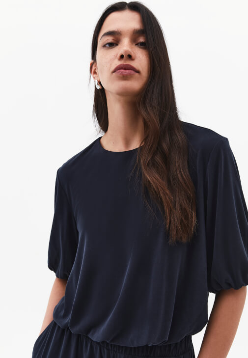 Balon Kollu Tişört ve Pantolon Kombini