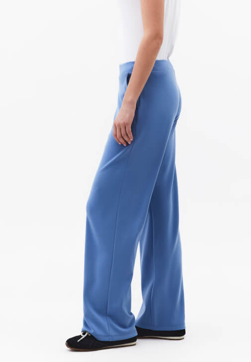 Modal Pantolon ve Modal Sweatshirt Kombini