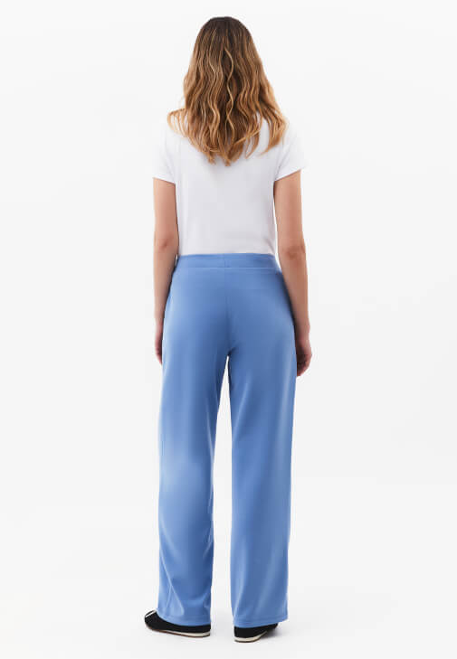 Modal Pantolon ve Modal Sweatshirt Kombini