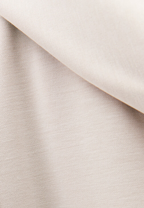 Fermuarlı Sweatshirt ve Jogger Pantolon Kombini