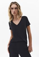 Modal Tişört ve Modal Pantolon Kombini