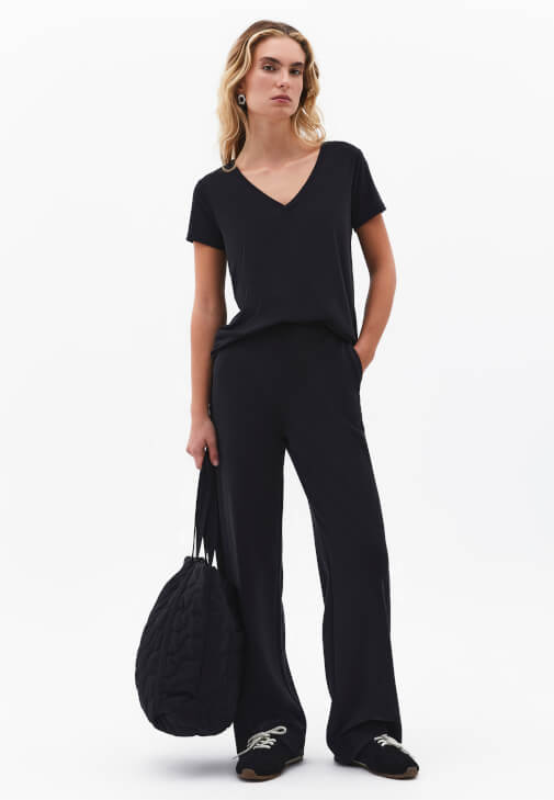 Modal Tişört ve Modal Pantolon Kombini