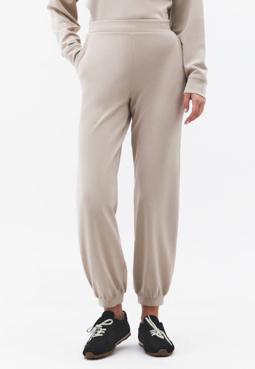 Modal Pantolon ve Modal Sweatshirt Kombini