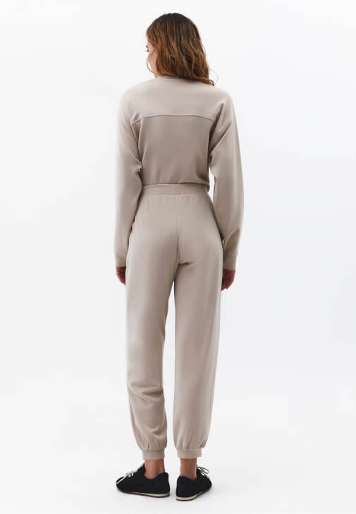 Modal Pantolon ve Modal Sweatshirt Kombini