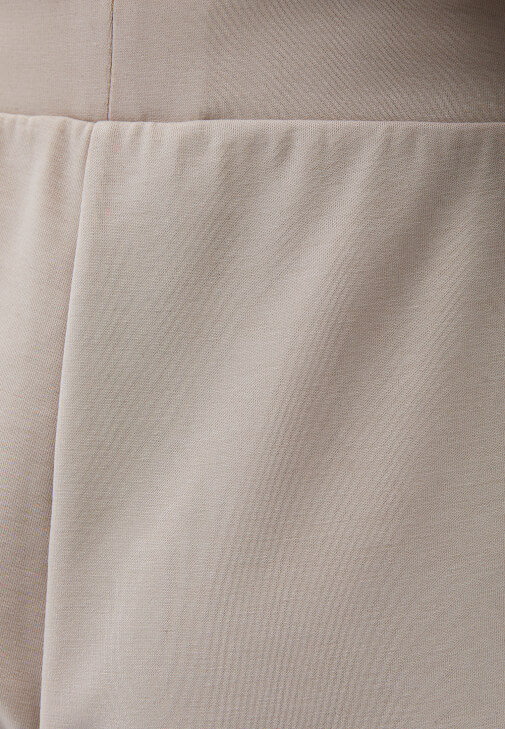 Modal Pantolon ve Modal Sweatshirt Kombini