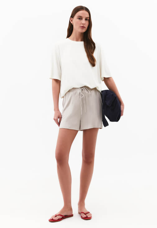 Bej Modal Bağcıklı Şort