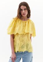 Bayan Sarı Dantel Detaylı Bluz