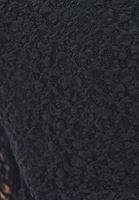 Bayan Siyah Dantelli Bot Yaka Tişört